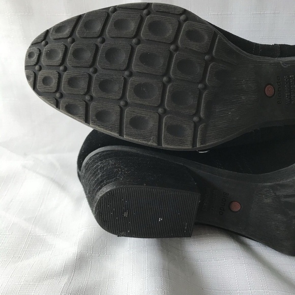 Blondo Womens Valli Waterproof Suede Ankle Bootie US 9.5 M Black Zip - Picture 9 of 12